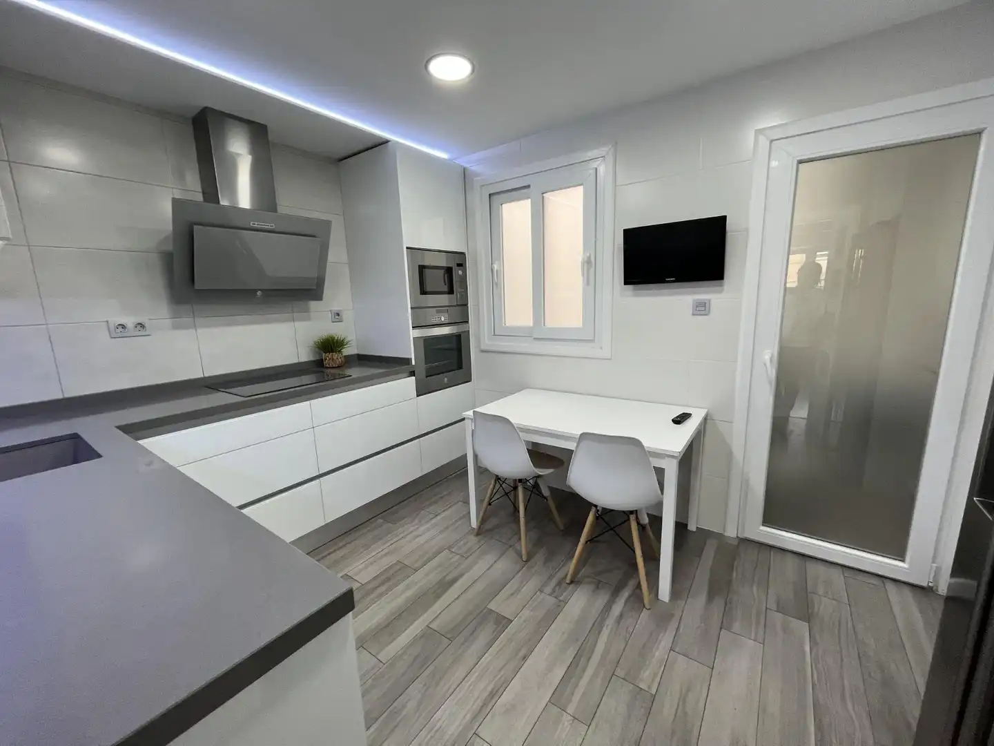 Cocina de Piso de alquiler en Almería con Aire acondicionado, Calefacción y Amueblado