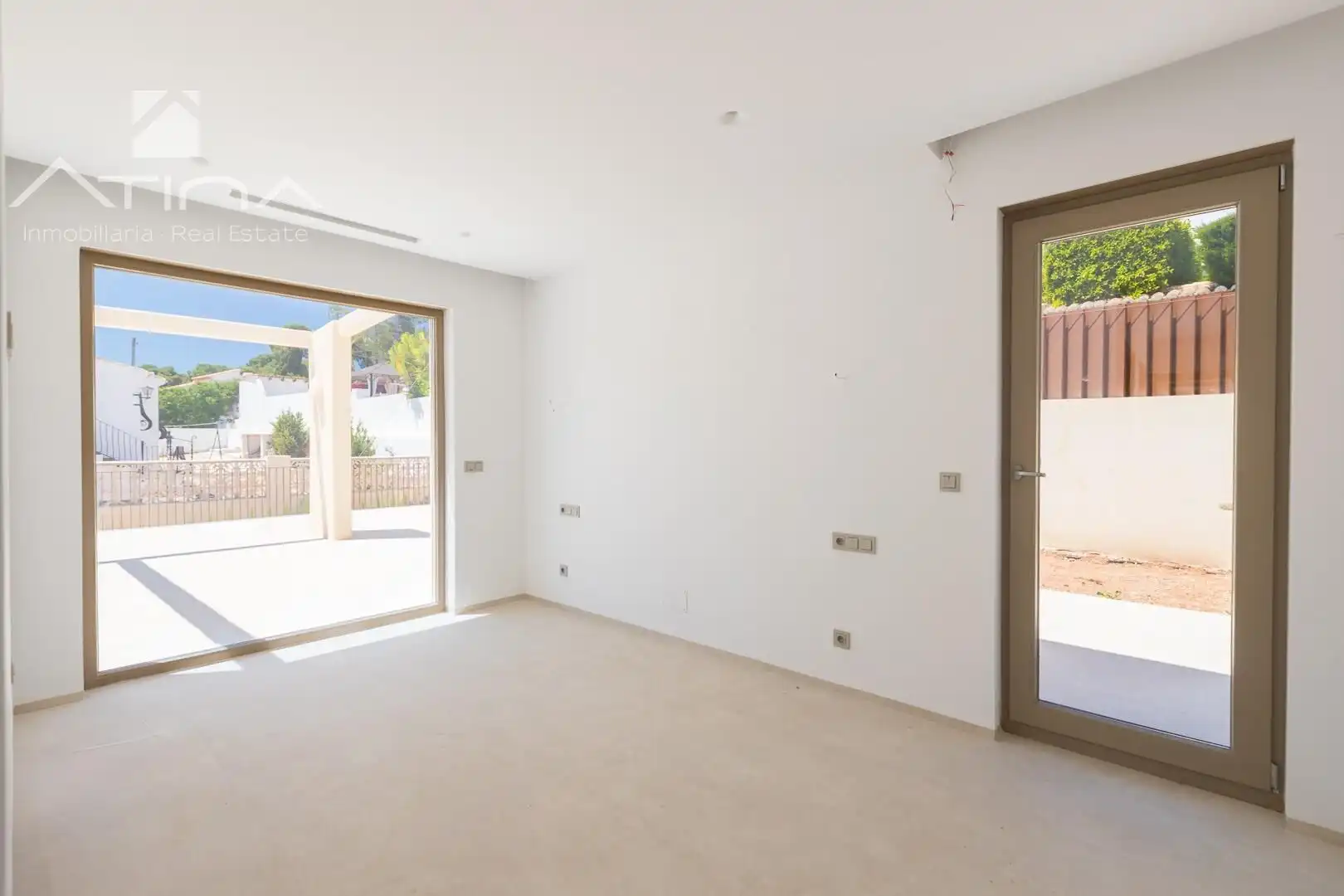 Houses for sale in Jávea / Xàbia  with Air Conditioner, Heating and Private garden