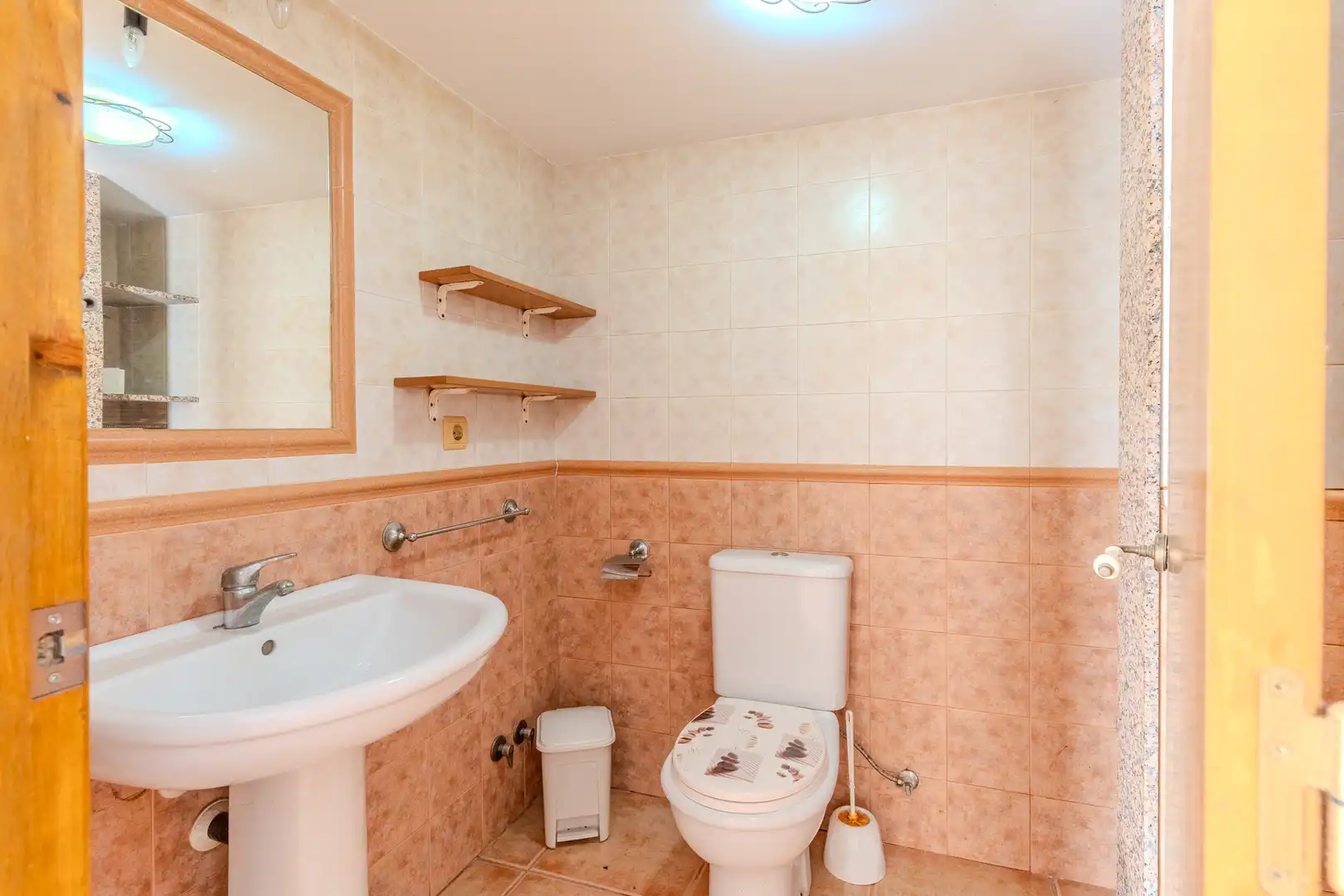 Baño de Casa o chalet en venta en Deltebre con Calefacción, Terraza y Trastero