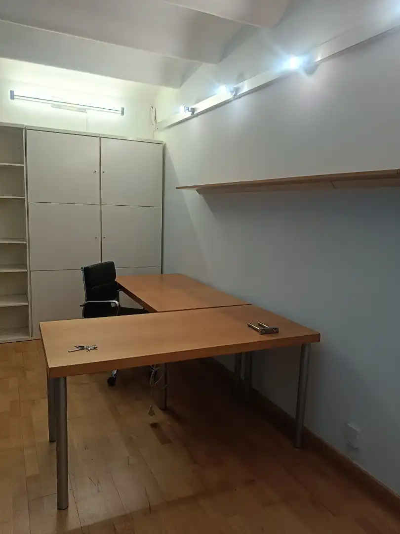 Office for rent in Barcelona  with Air Conditioner, Heating and Furnished