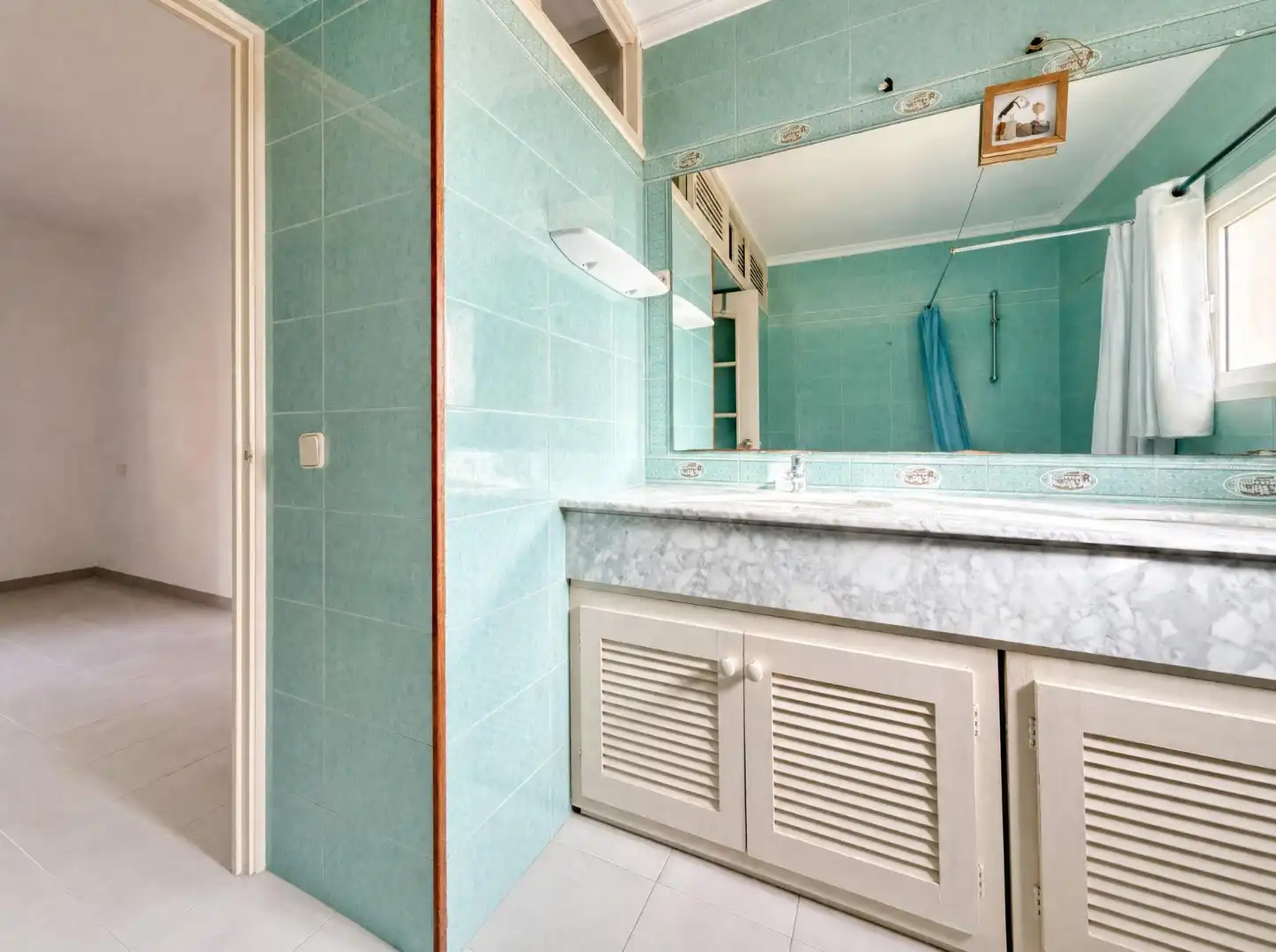 Bany de Casa o xalet en venda en Santa Eulària des Riu amb Jardí privat, Terrassa i Traster
