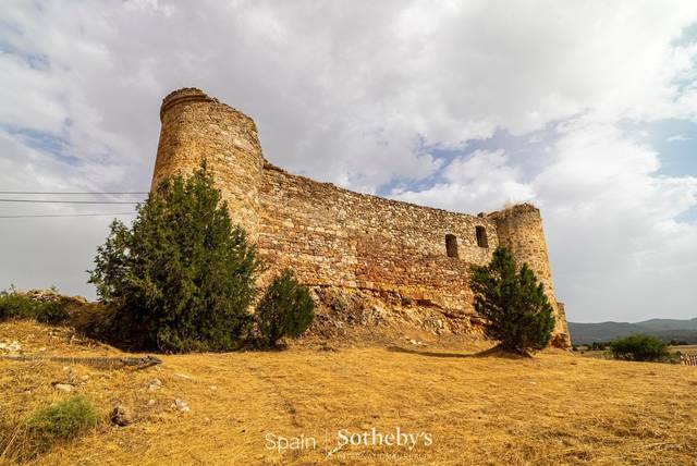 Finca rústica en Venta en Establés