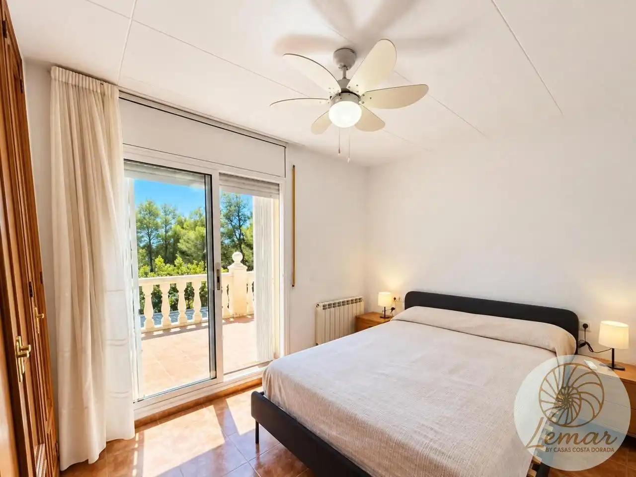 Dormitori de Casa o xalet en venda en L'Ametlla de Mar  amb Aire condicionat, Jardí privat i Terrassa