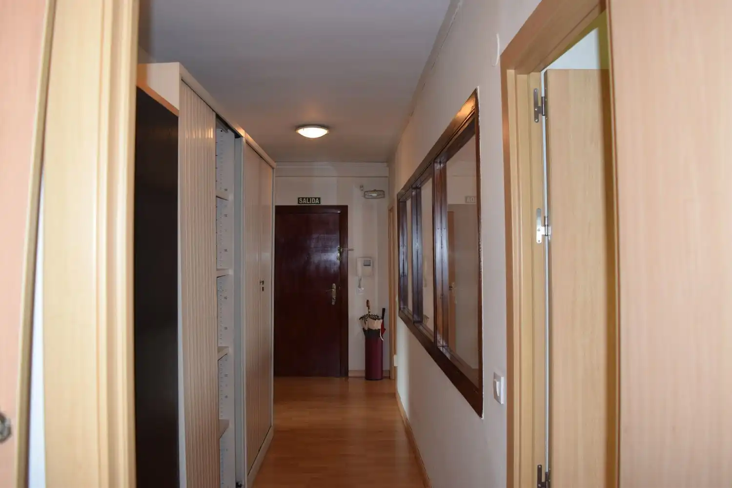 Oficina de alquiler en Oviedo  con Calefacción