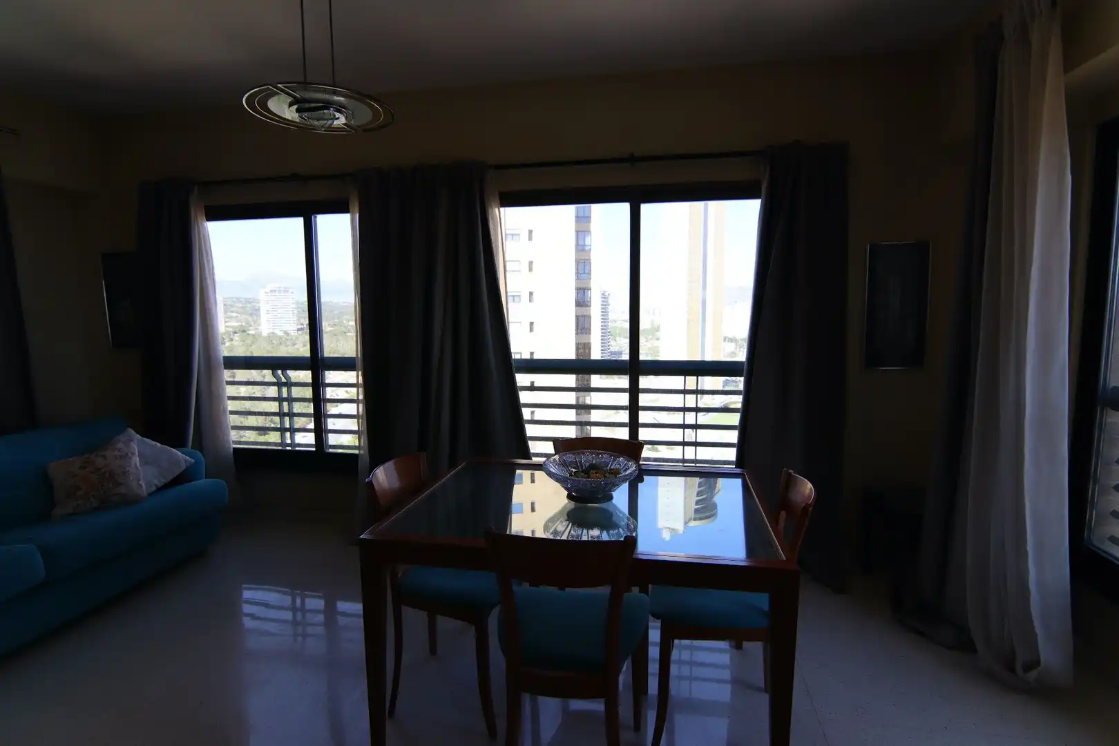 Comedor de Piso en venta en Benidorm con Aire acondicionado, Terraza y Amueblado