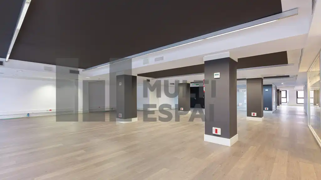 Office space with lift to rent in Carrer de Calàbria, imagen 9