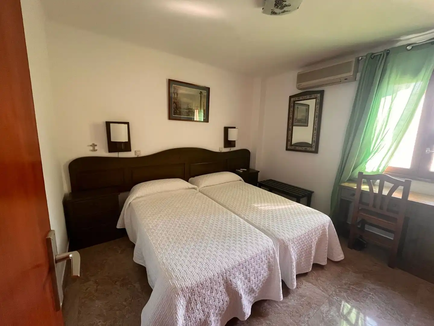Habitación de Piso de alquiler en  Palma de Mallorca con Aire acondicionado