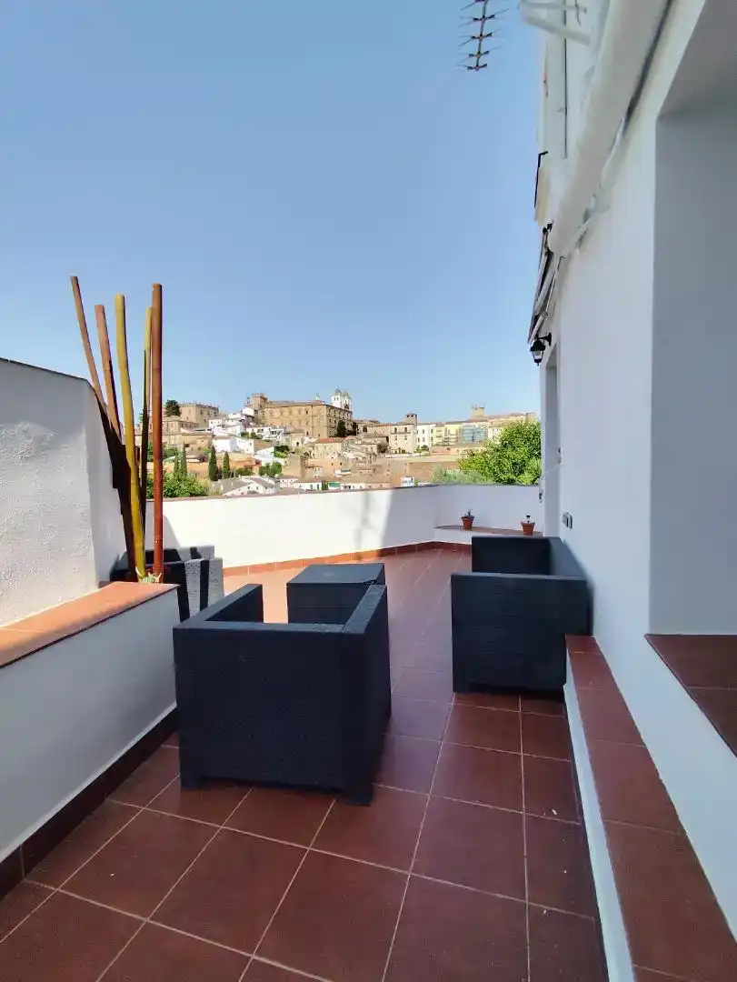 Terrassa de Apartament en venda en Cáceres Capital amb Aire condicionat i Piscina