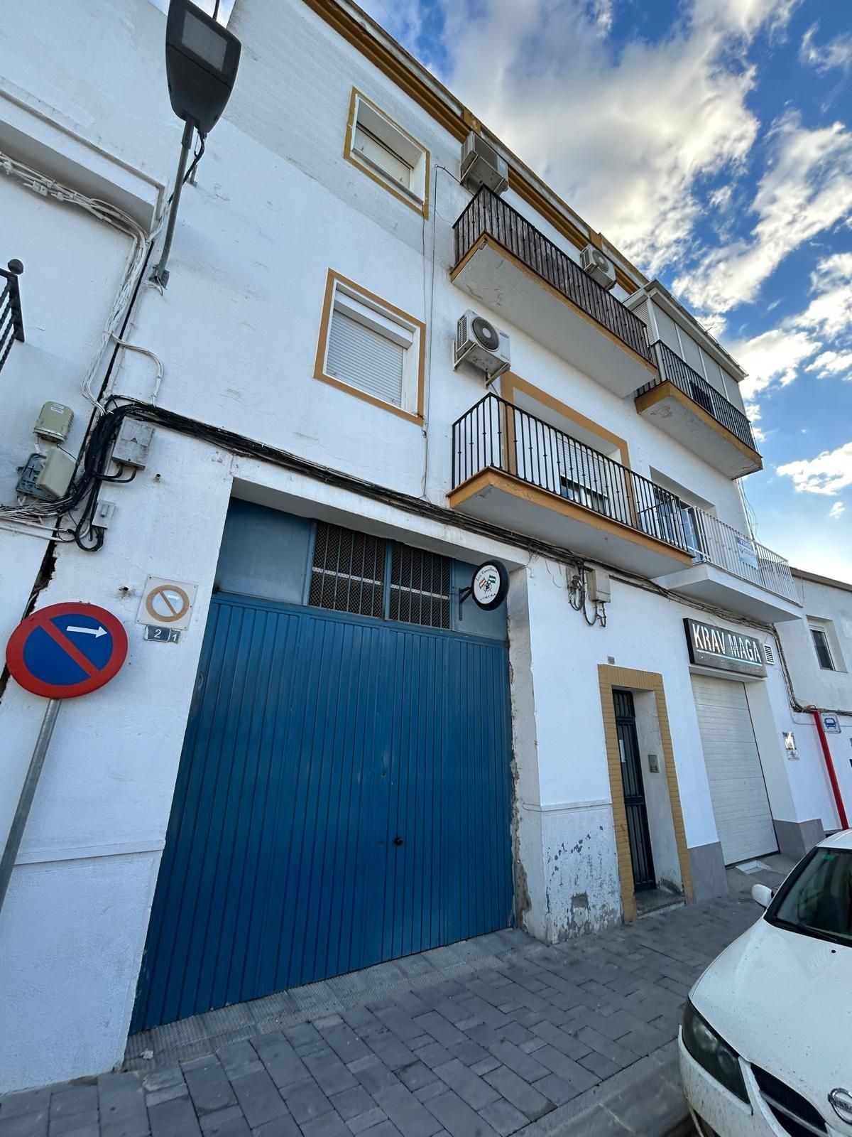 Vista exterior de Pis en venda en Utrera