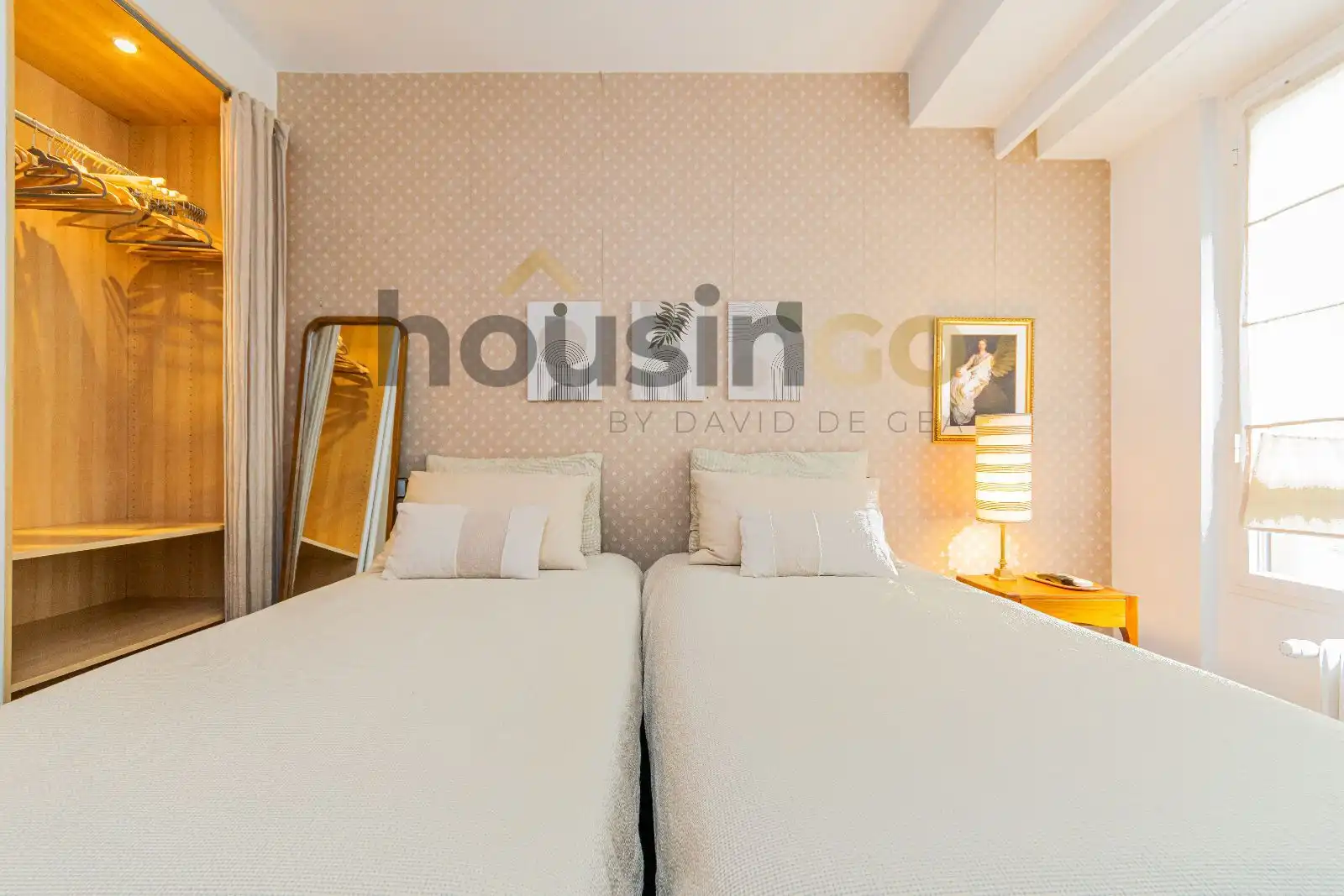 Bedroom of Flat for rent in Madrid  with Air Conditioner, Heating and Parquet flooring