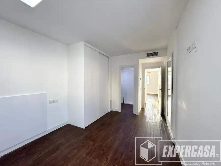 Bedroom of Houses for sale in Domeño  with Air Conditioner and Terrace