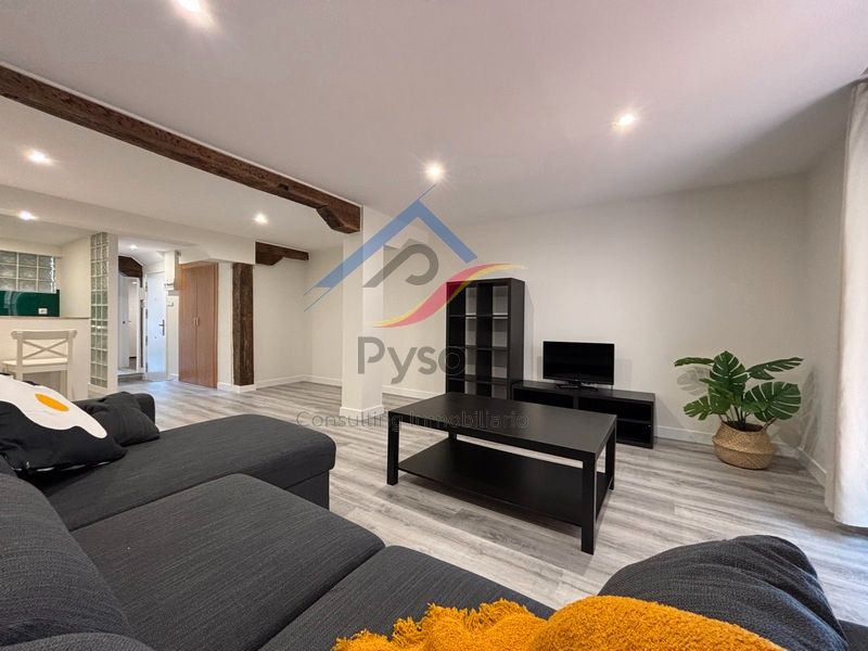 Living room of Flat to rent in Santander  with Furnished, Oven and Washing machine
