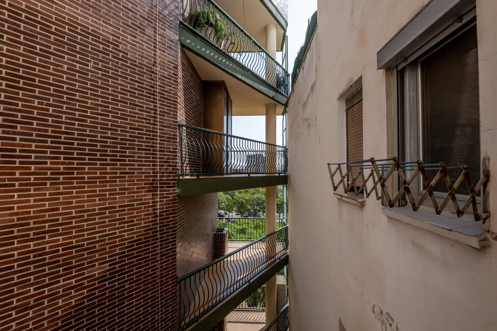 Vista exterior de Pis en venda en Zaragoza amb Calefacció