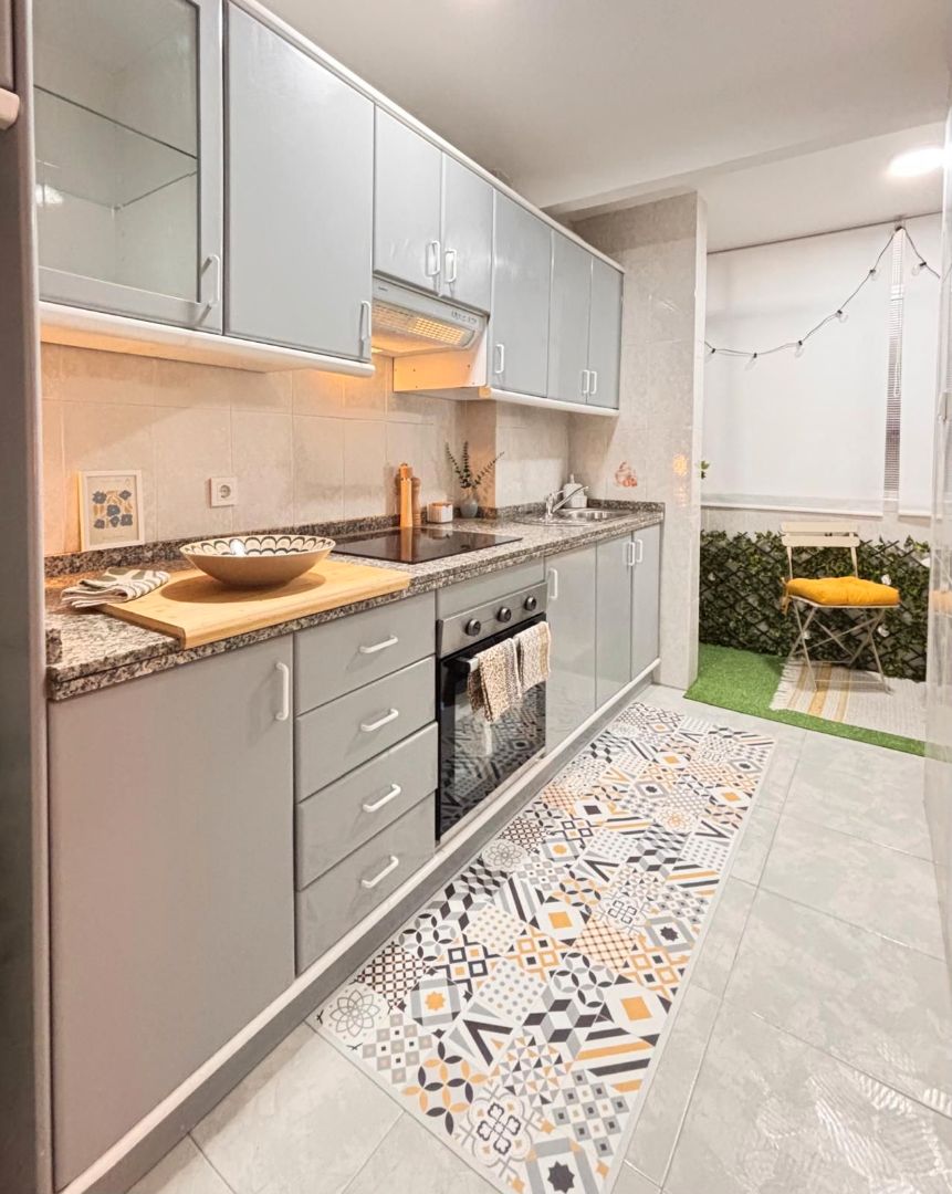 Kitchen of Flat to rent in Alicante / Alacant  with Furnished, Oven and Washing machine