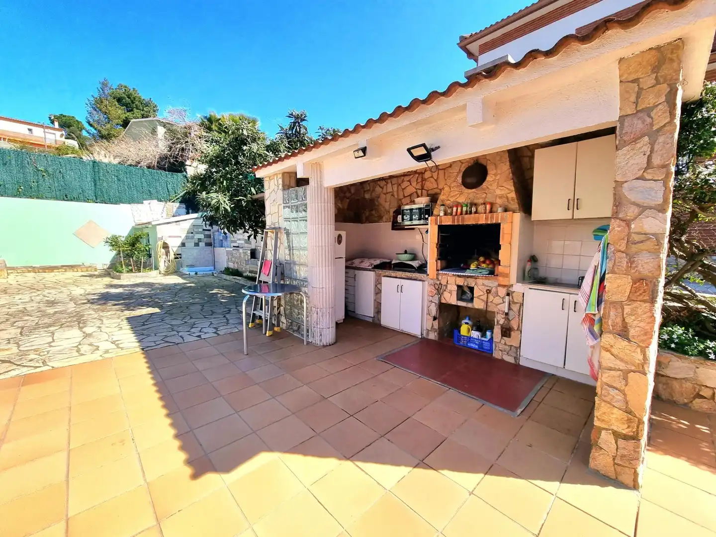 Vista exterior de Casa o xalet en venda en Lloret de Mar amb Calefacció, Jardí privat i Terrassa