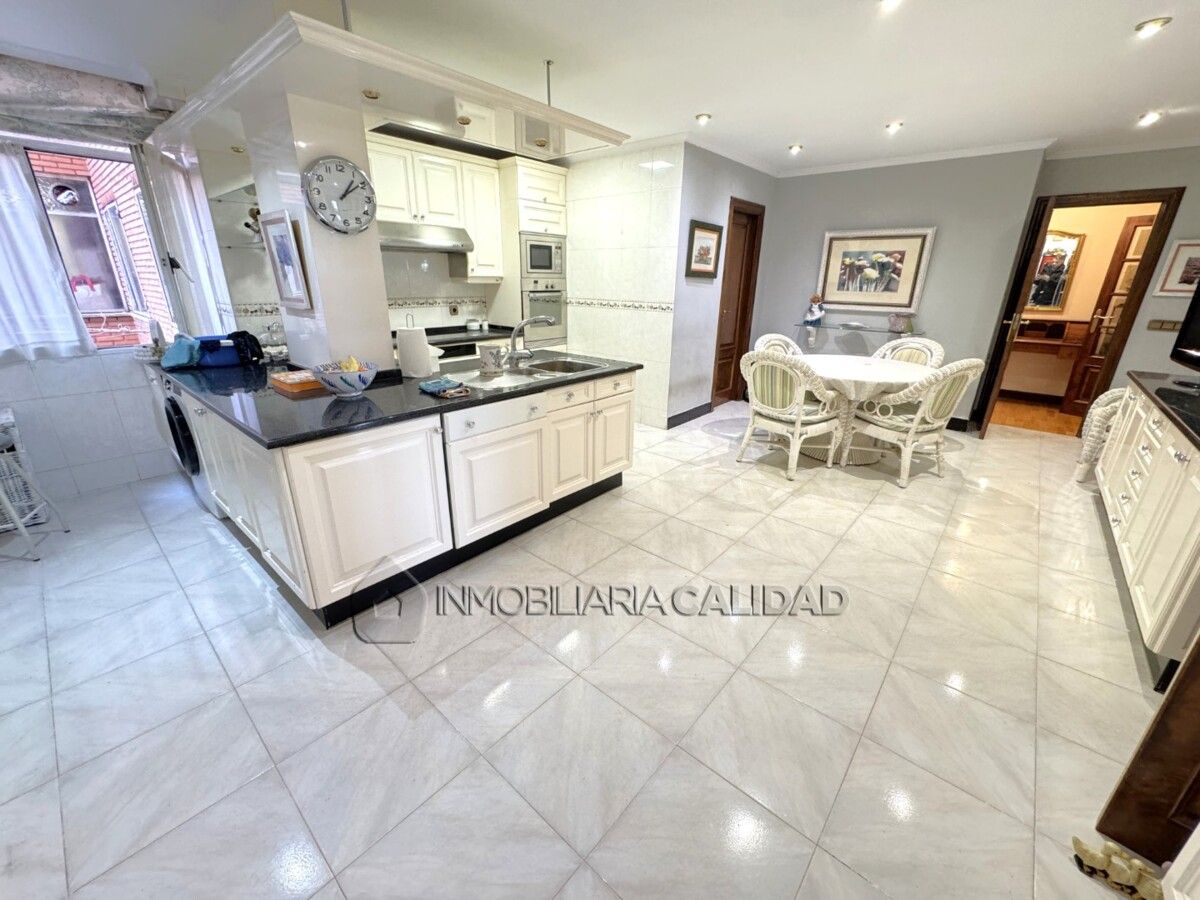 Kitchen of Flat for sale in Burgos Capital  with Heating and Terrace