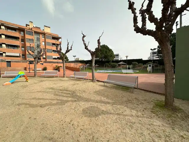 Terrassa de Pis en venda en Sabadell amb Calefacció, Jardí privat i Parquet