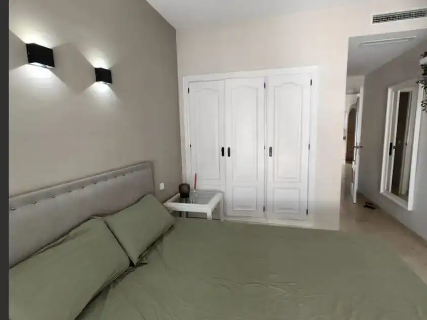 Habitación de Piso en venta en Marbella con Aire acondicionado, Piscina y Balcón