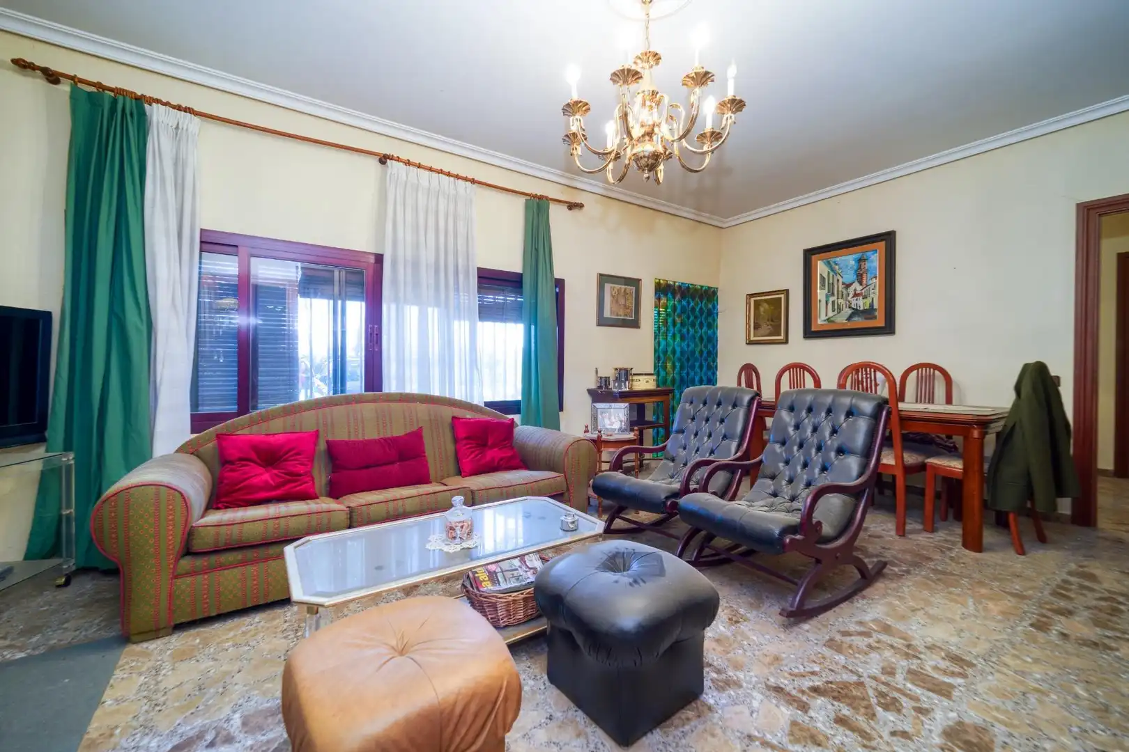 Sala d'estar de Casa adosada en venda en Villamanta amb Calefacció, Jardí privat i Traster