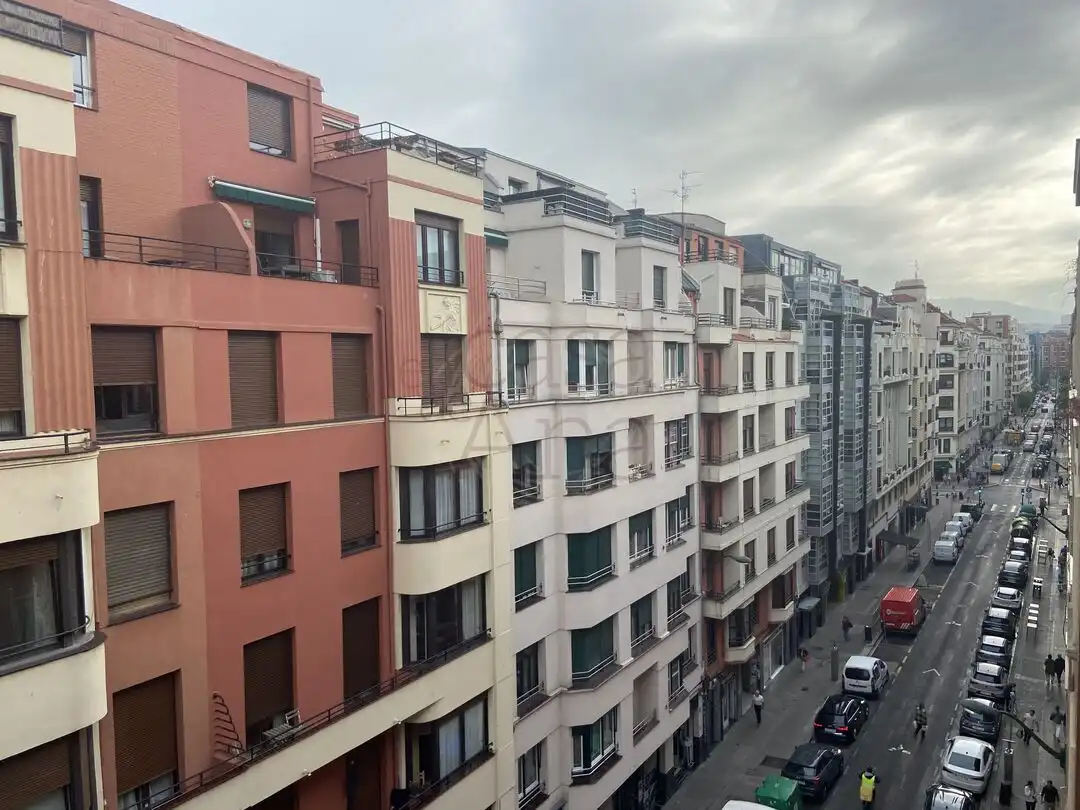 Exterior view of Flat for sale in Indautxu