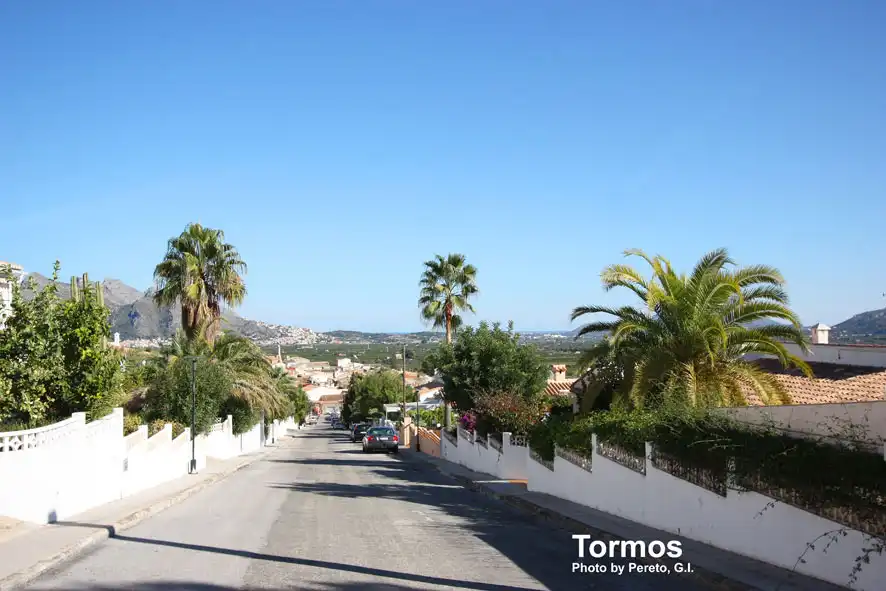 Detached house with pool for sale in Tormos, imagen 5