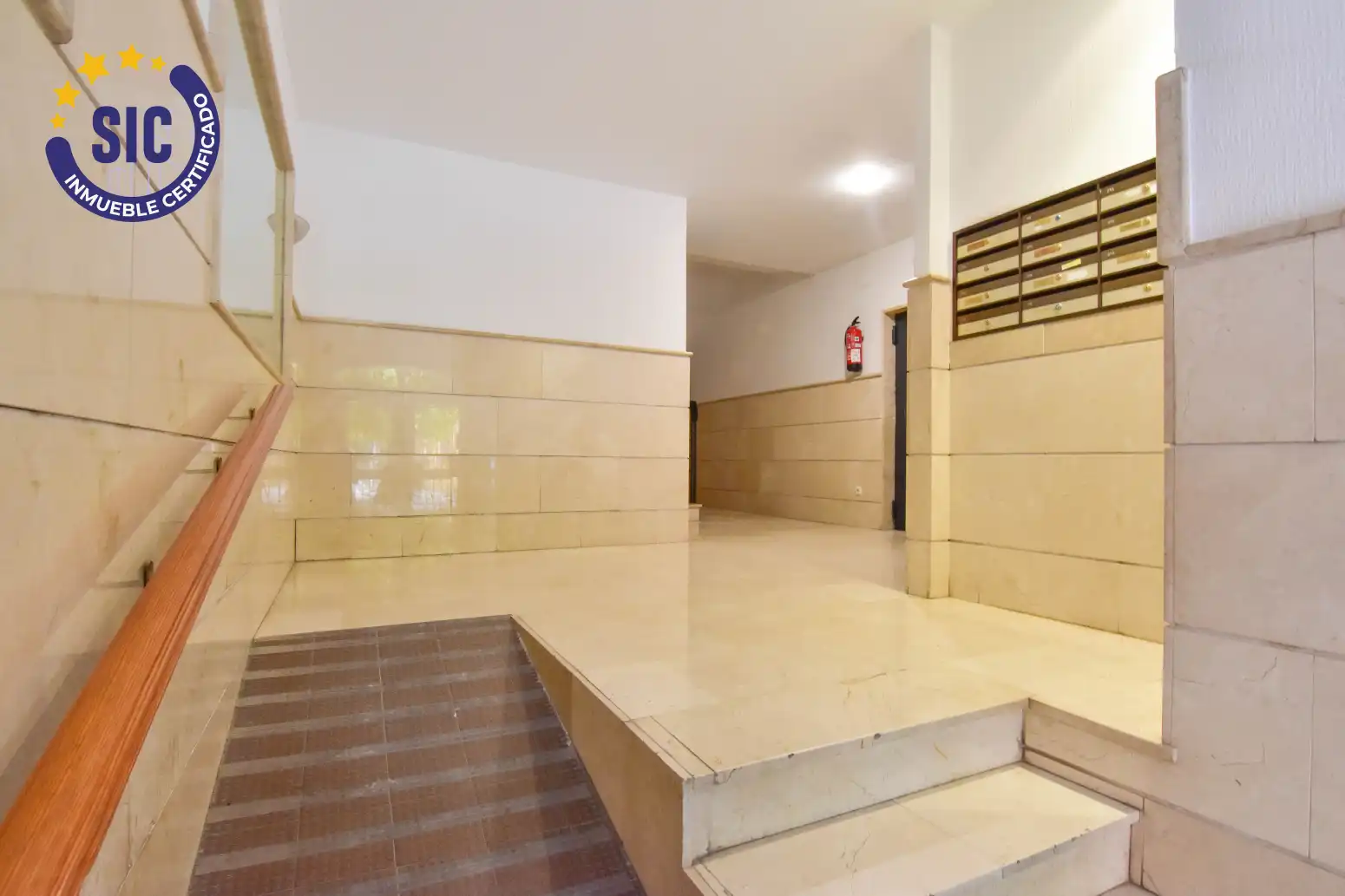Piso en venta en Valencia con Calefacción y Amueblado