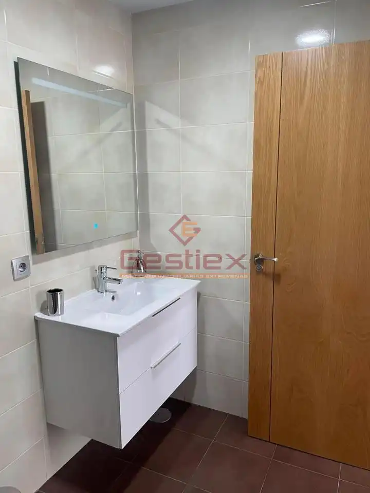 Baño de Piso de alquiler en Almendralejo con Amueblado