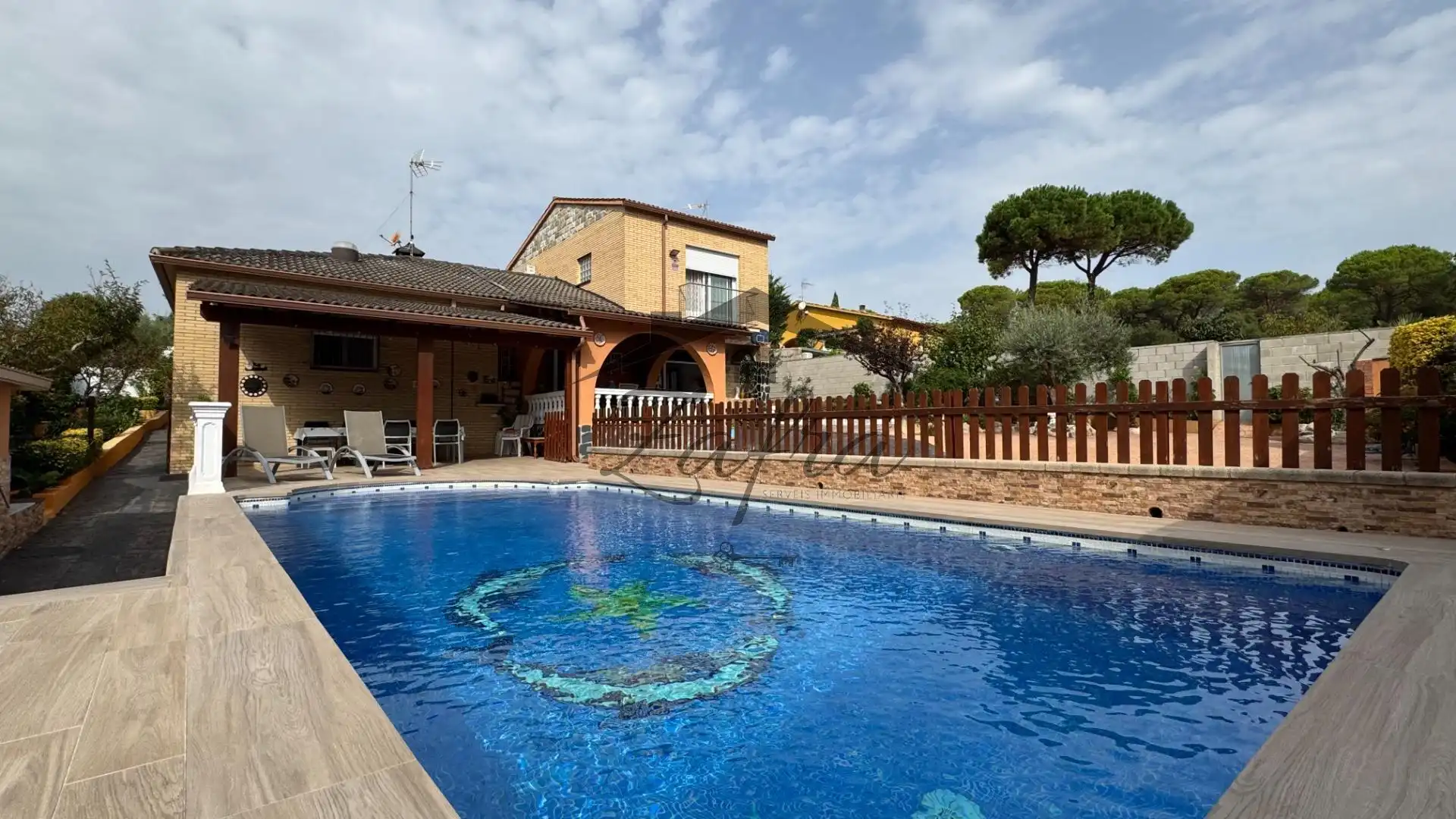 Haus mit Pool zum Verkauf in La Goba