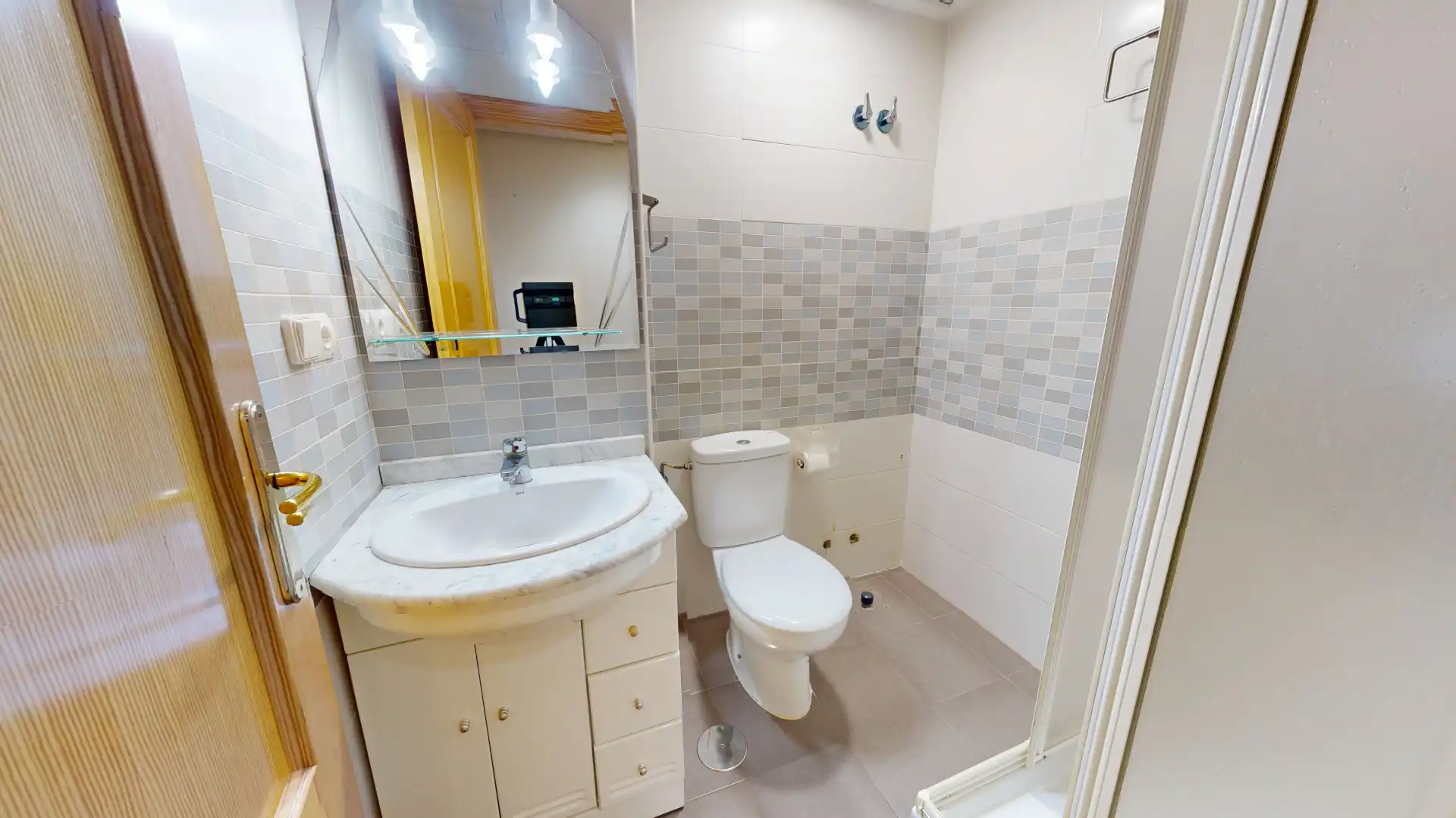Baño de Piso en venta en Mutxamel con Aire acondicionado, Calefacción y Trastero