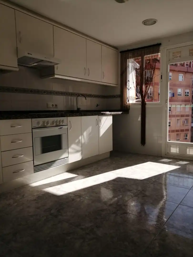 Kitchen of Flat for rent in Valencia  with Air Conditioner, Heating and Terrace