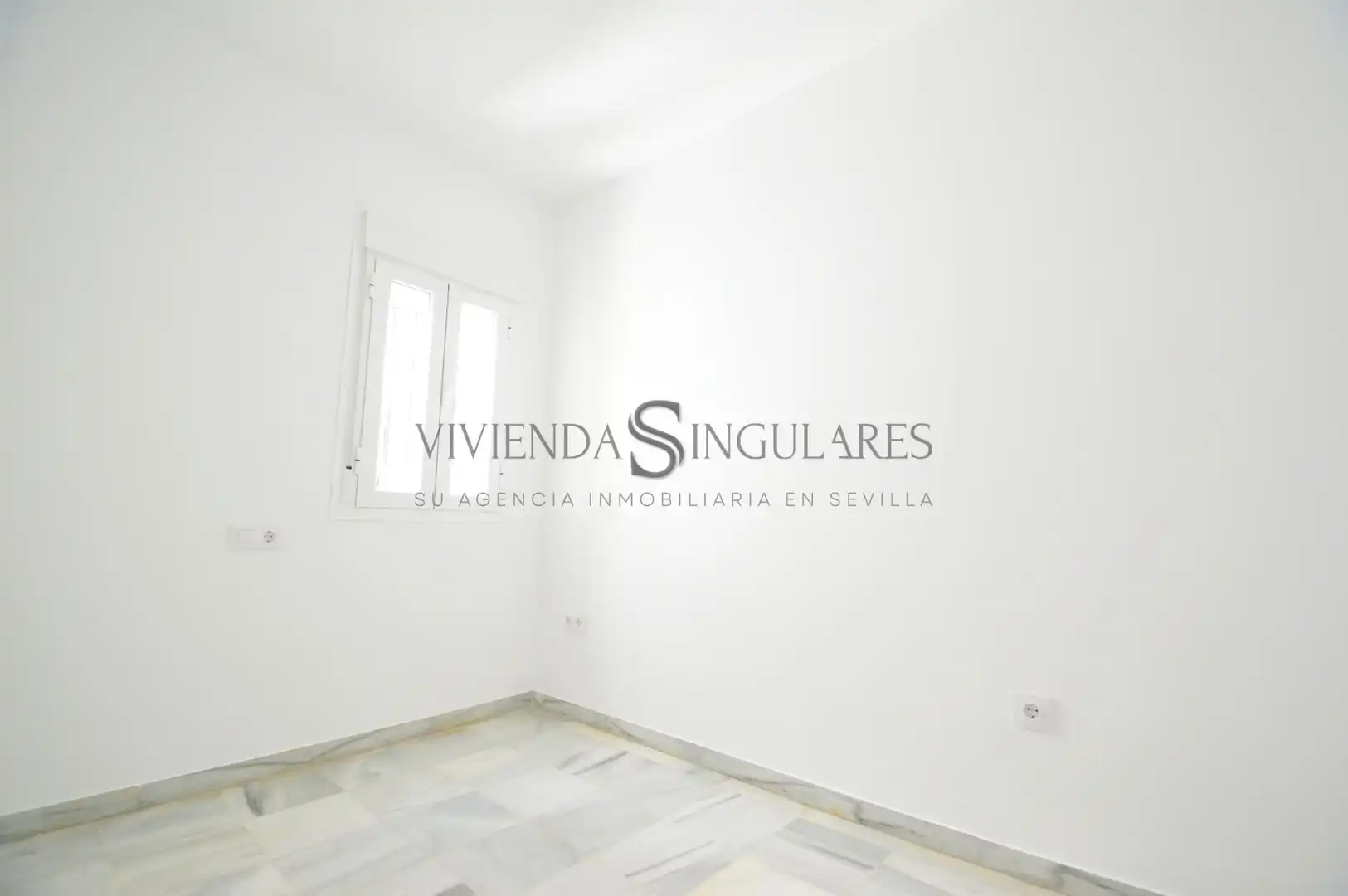 Habitación de Ático de alquiler en Sevilla con Aire acondicionado, Calefacción y Terraza
