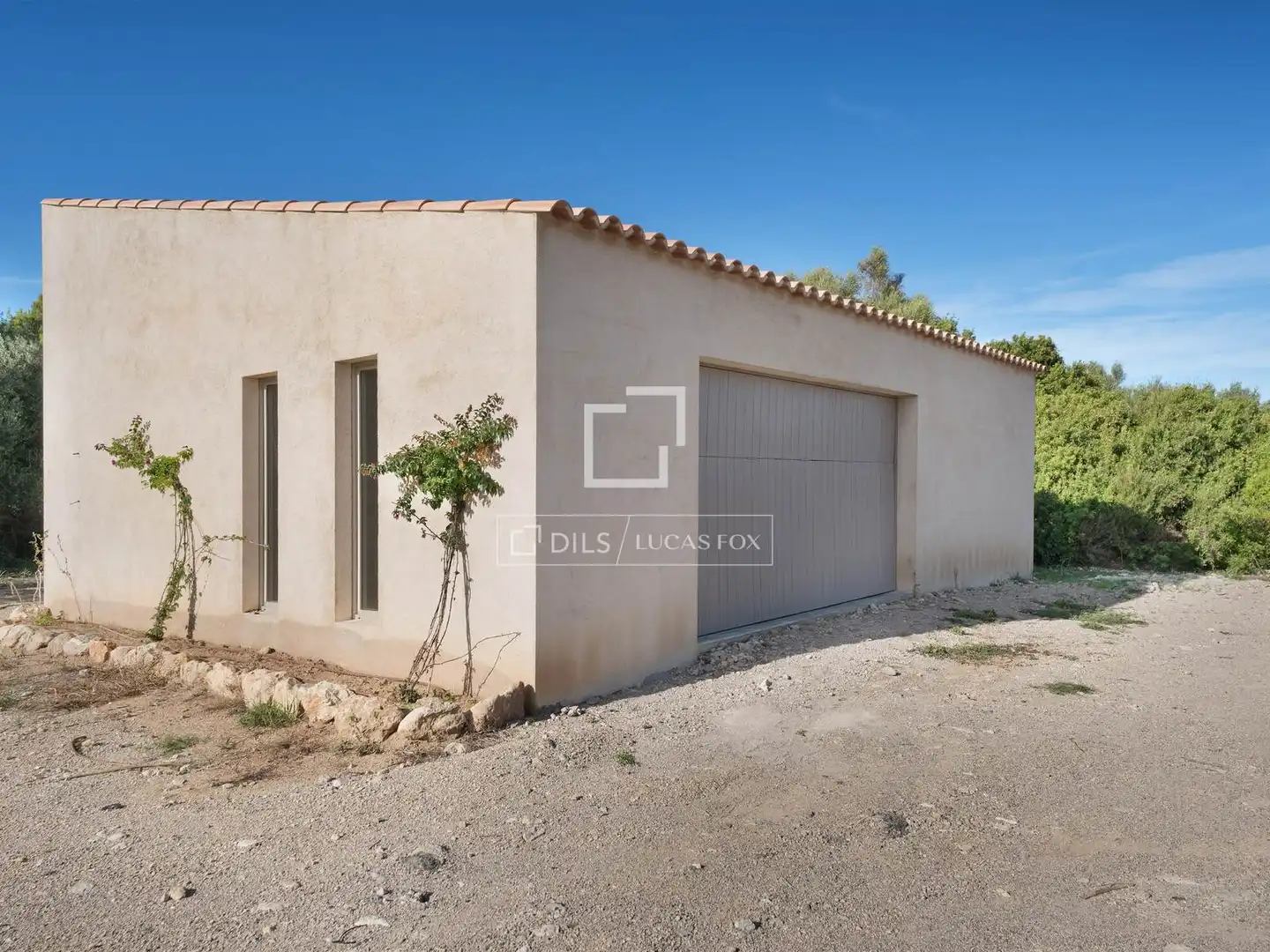 Country homes for sale in Capdepera  with Air Conditioner, Heating and Private garden