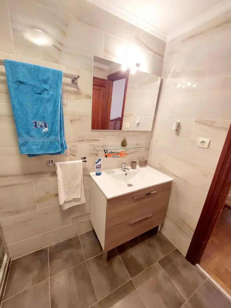 Bany de Pis en venda en Castro-Urdiales