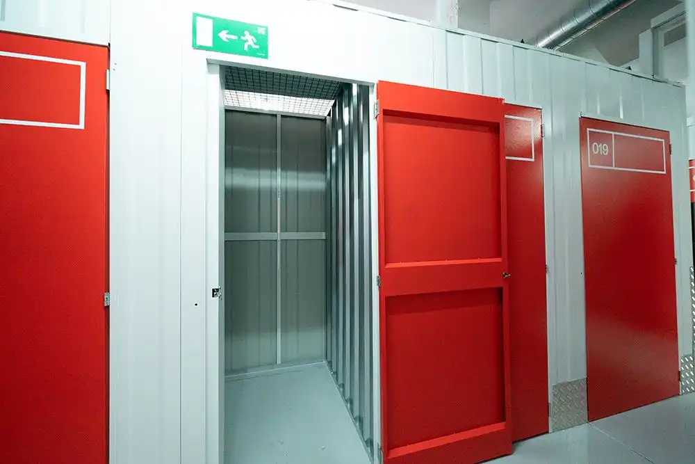 Trastero de alquiler en Madrid con Alarma