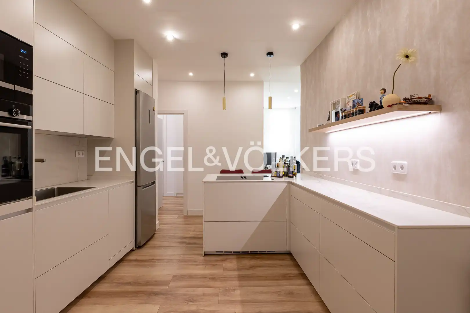 Kitchen of Flat for sale in Madrid  with Air Conditioner, Heating and Balcony