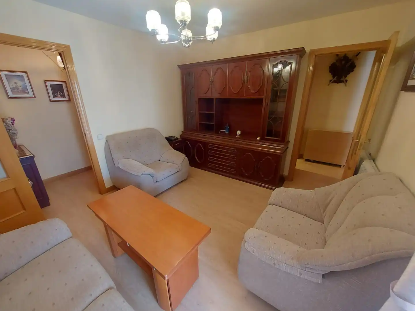 Sala de estar de Piso en venta en Madrid con Calefacción, Terraza y Amueblado
