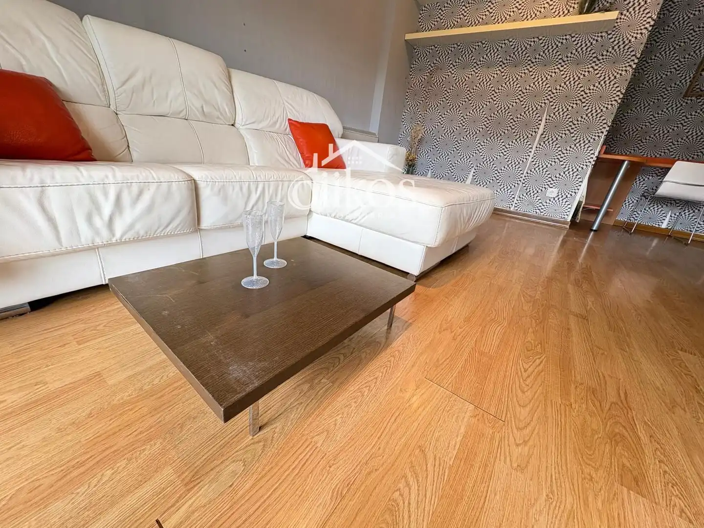 Sala de estar de Piso en venta en Terradillos con Calefacción, Trastero y Amueblado
