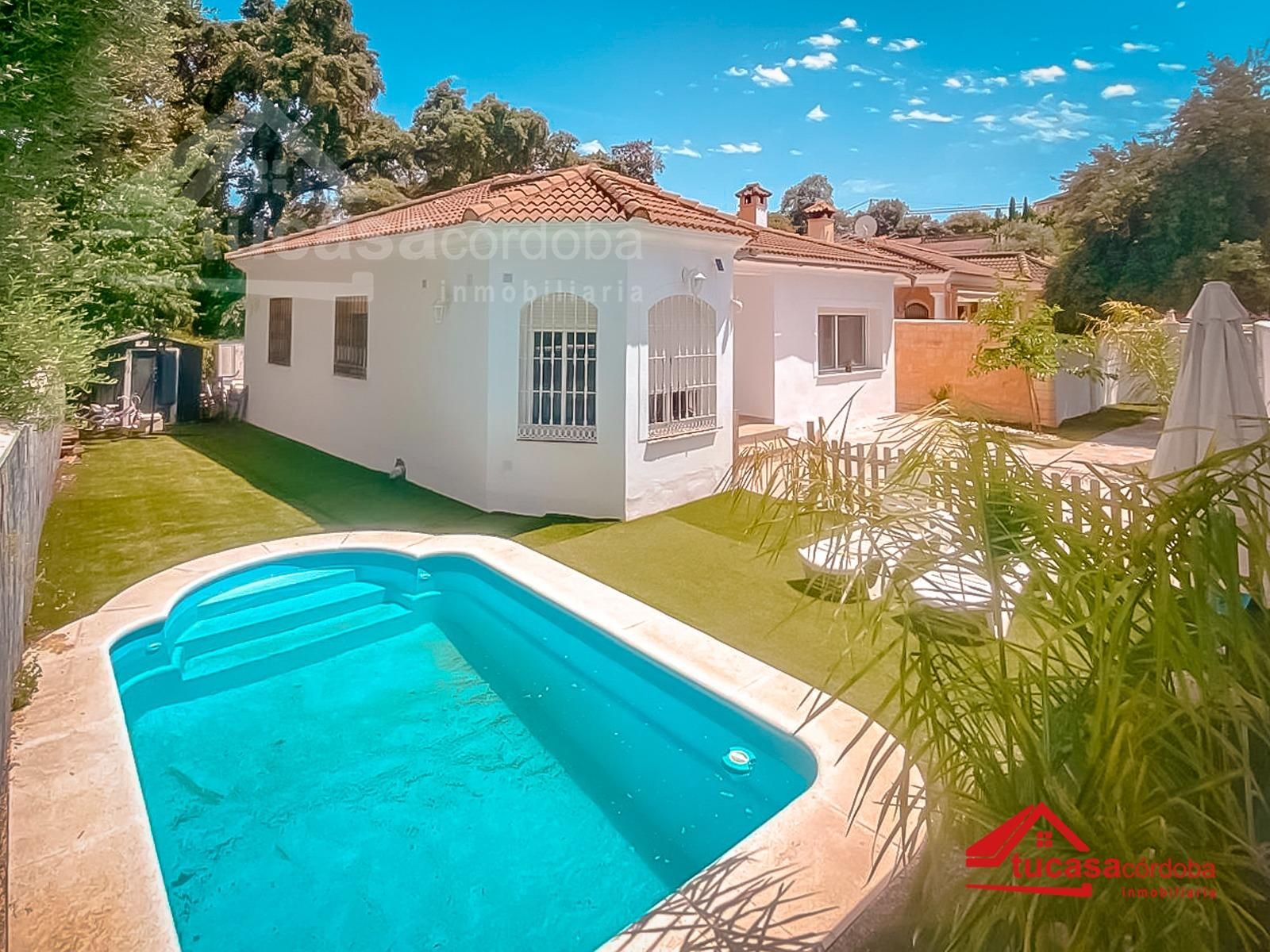 Swimming pool of House or chalet for sale in  Córdoba Capital  with Air Conditioner, Private garden and Storage room