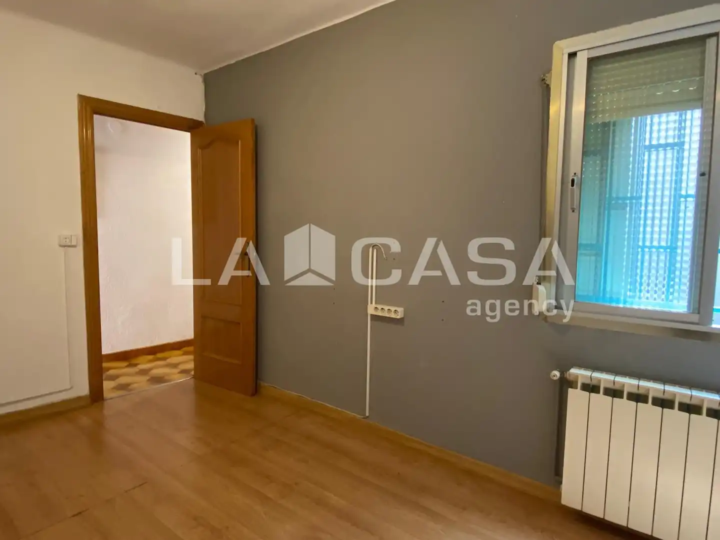 Attic for sale in Santa Coloma de Gramenet  with Heating, Terrace and Storage room