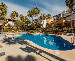 Jardí de Apartament de lloguer en Marbella amb Aire condicionat, Terrassa i Piscina
