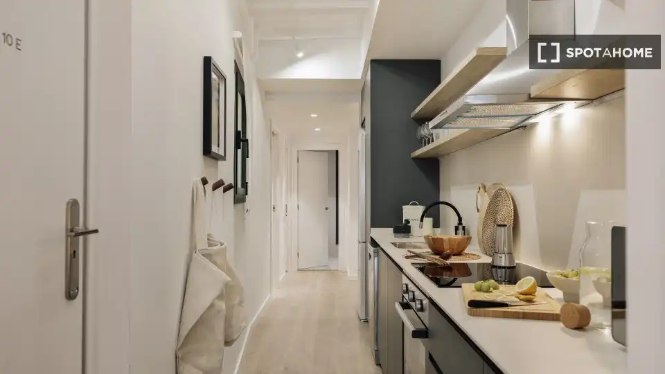 Cocina de Piso de alquiler en Barcelona con Aire acondicionado, Calefacción y Amueblado