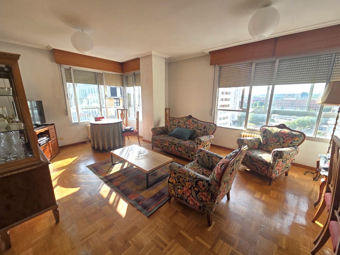 Living room of Flat for sale in Burgos Capital  with Heating and Parquet flooring