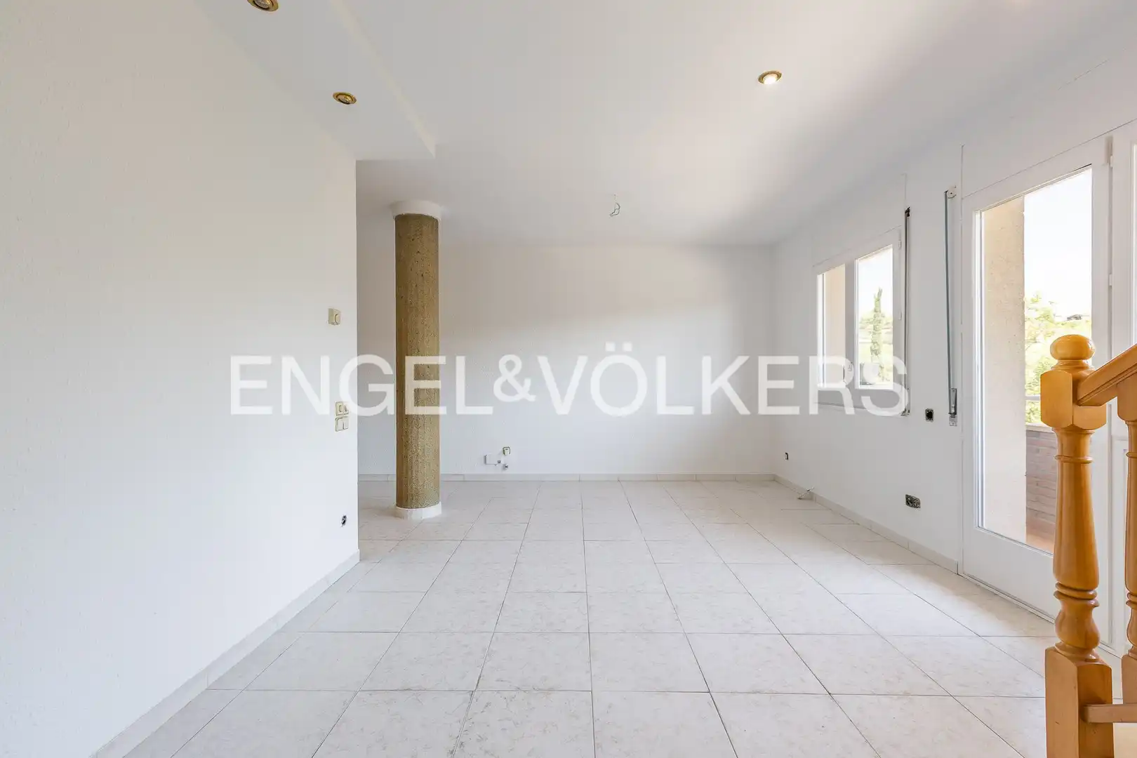 Comedor de Dúplex en venta en Palau-solità i Plegamans con Calefacción, Terraza y Balcón