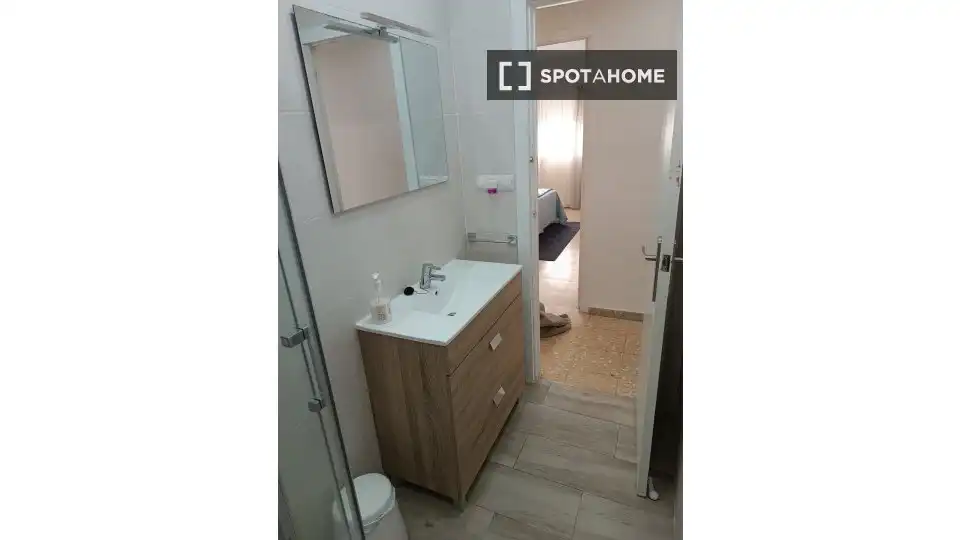 Habitació a La Creu Coberta