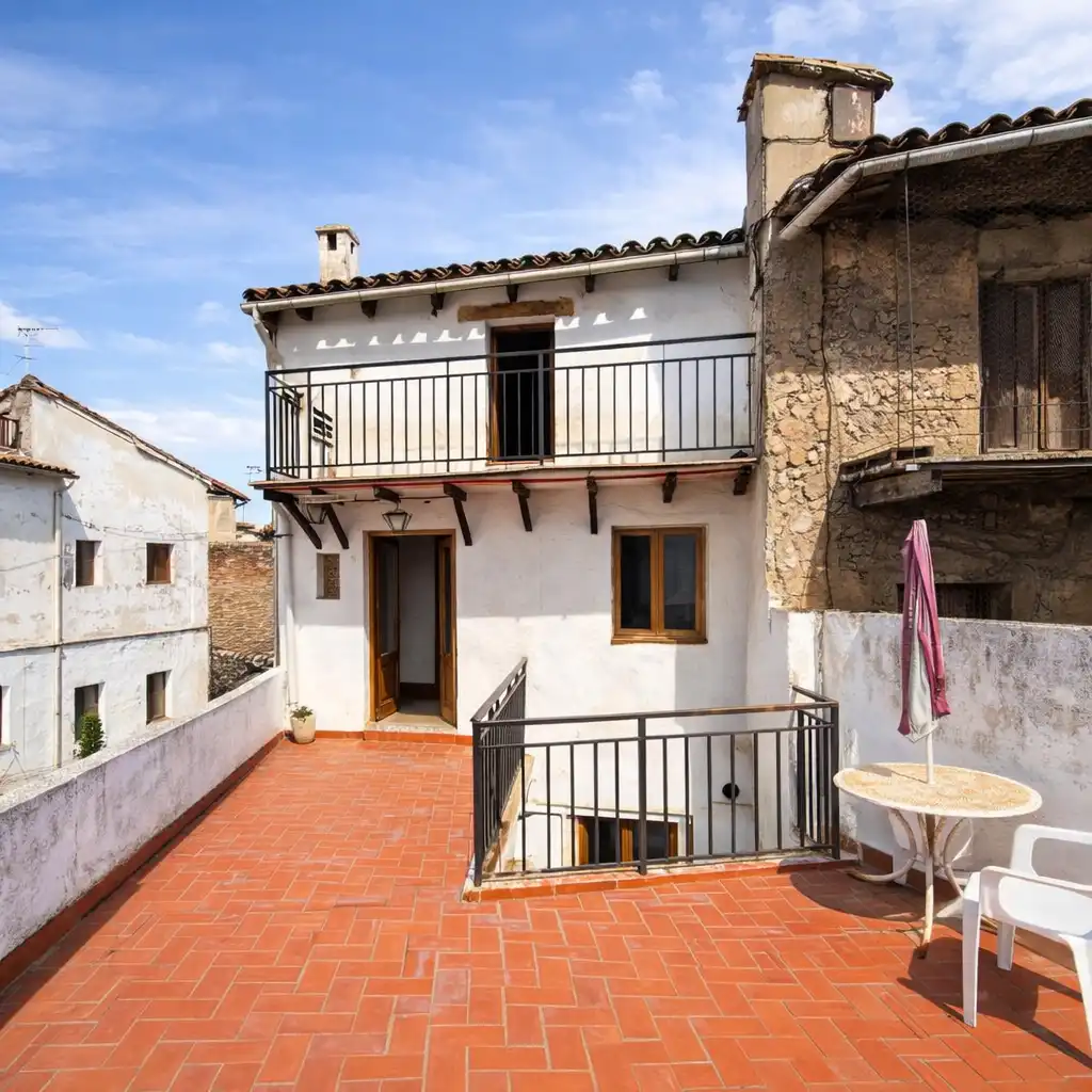 Vista exterior de Casa adosada en venta en Xàtiva con Aire acondicionado, Terraza y Amueblado