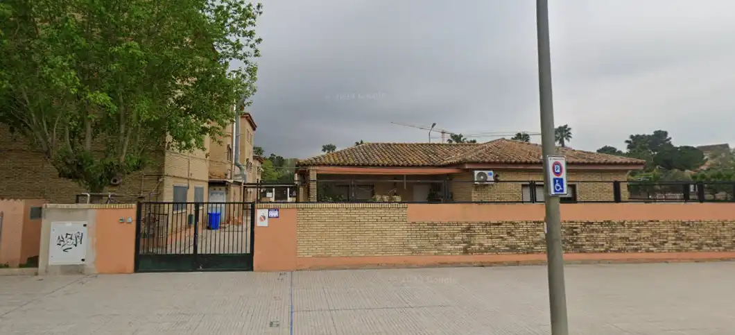 Außenansicht von Residential zum Verkauf in Alzira