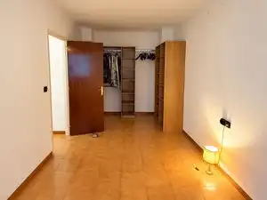 Piso en venta en Figueres, Girona