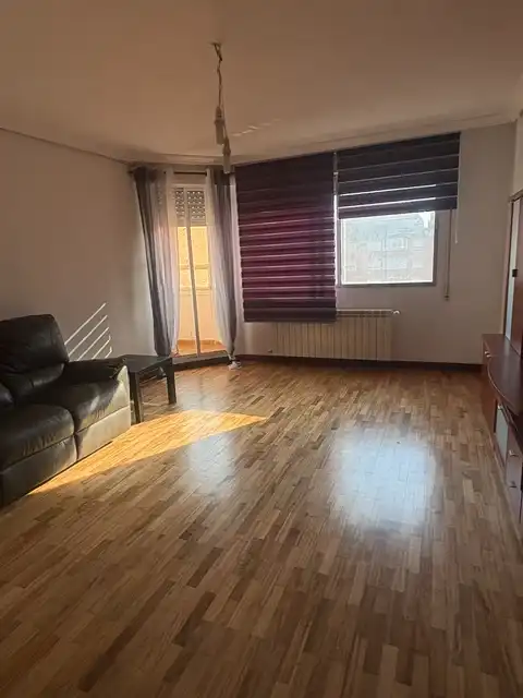 Flat with terrace for sale in Calle Parque Arturo León, imagen 6