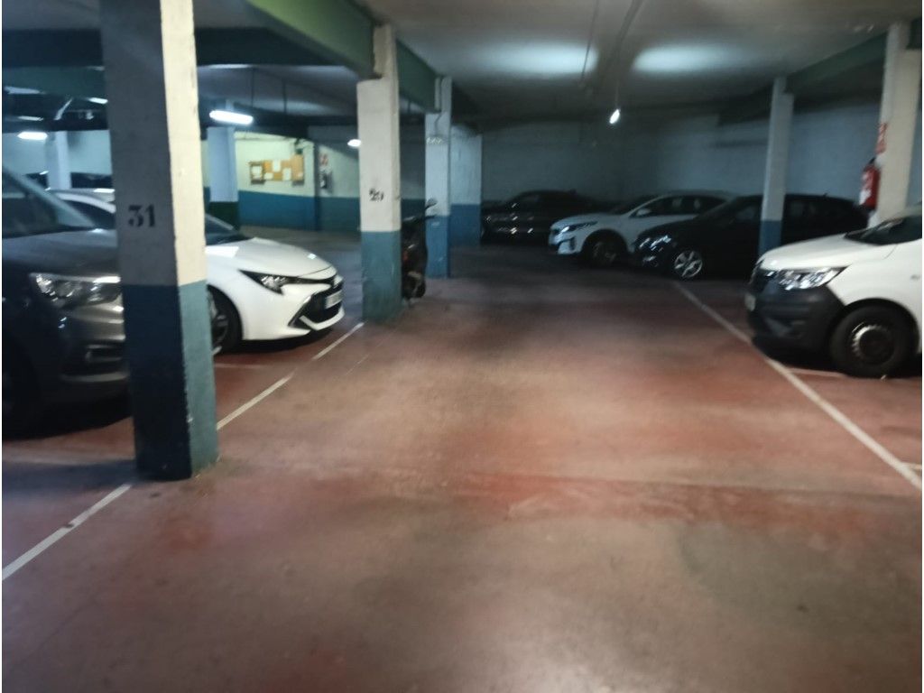 Aparcament de Garatge en venda en  Barcelona Capital