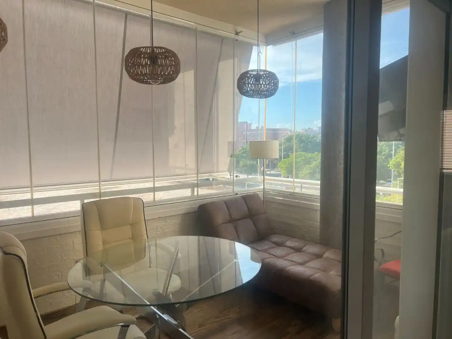 Menjador de Pis en venda en Elche / Elx amb Aire condicionat, Jardí privat i Parquet